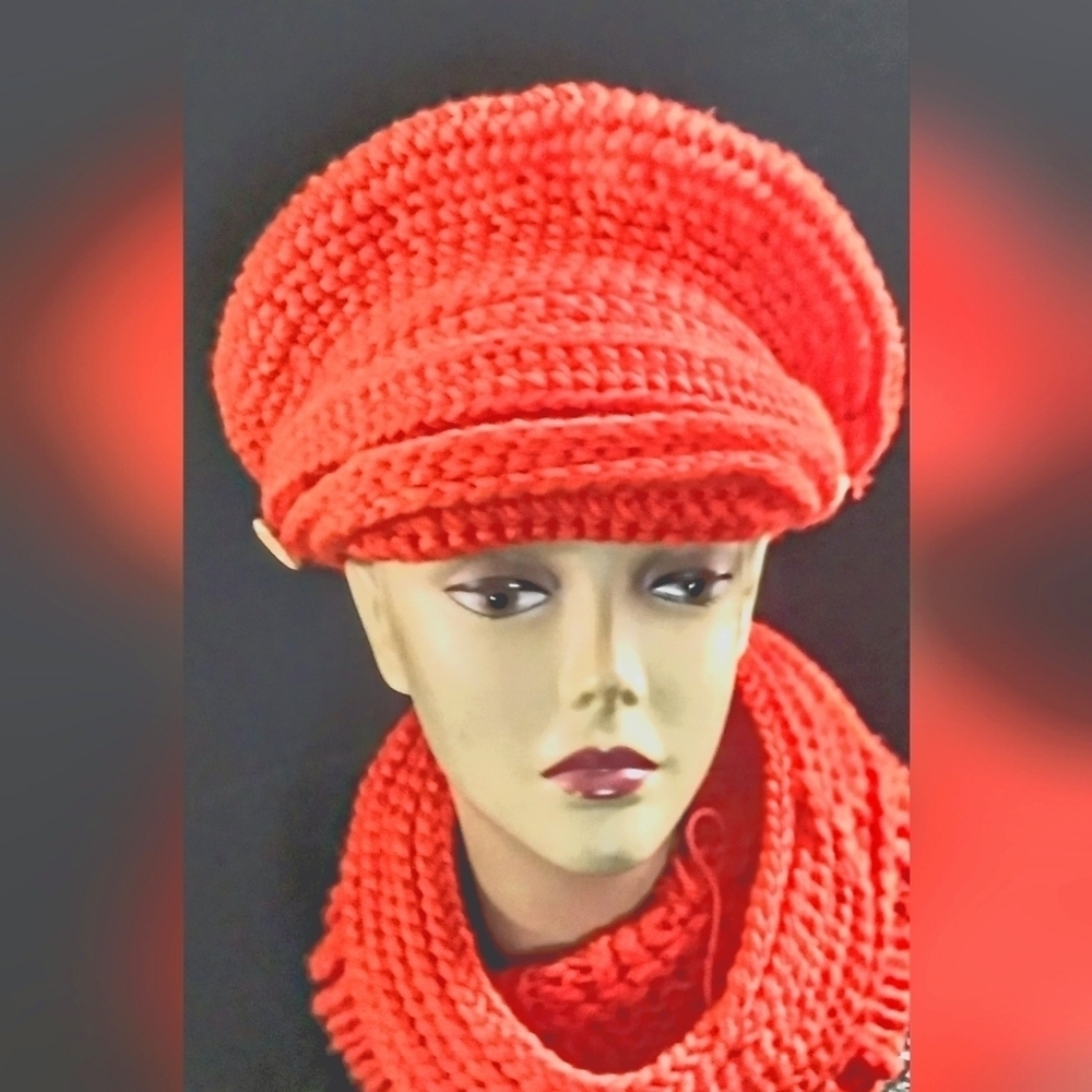NWT Novelty Sassy Crochet Newsboy Cap